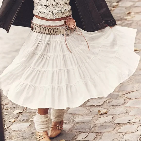 Free People In Full Swing Midi Skirt Tiered Peasant Ivory White Cotton NEW Small - Picture 1 of 13